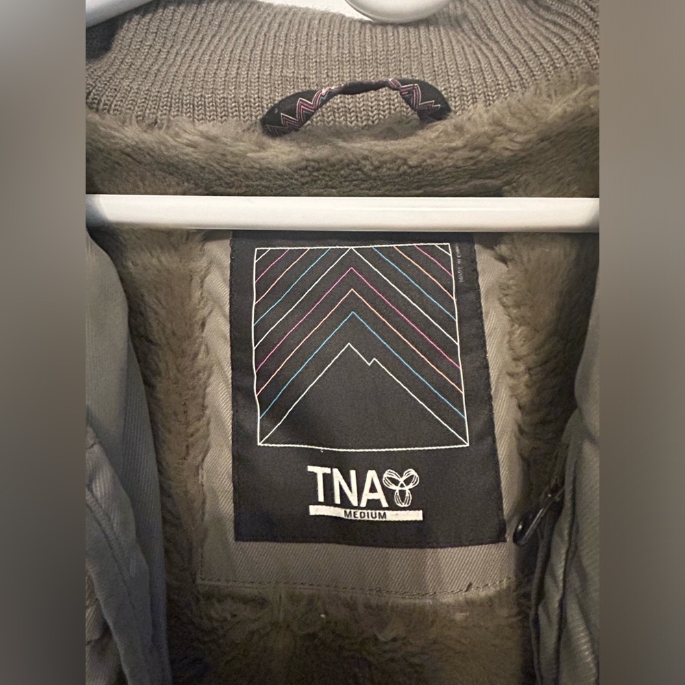 TNA Winter Jacket - Picture 2 of 4
